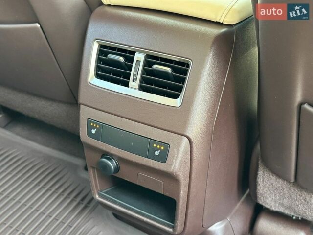 Білий Лексус РХ, об'ємом двигуна 2 л та пробігом 99 тис. км за 30000 $, фото 36 на Automoto.ua
