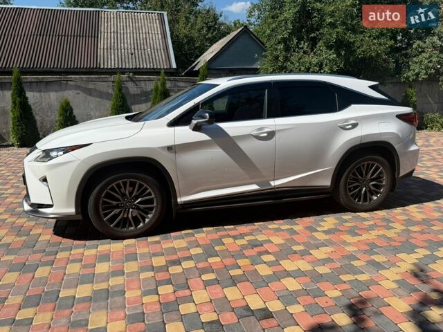 Білий Лексус РХ, об'ємом двигуна 2 л та пробігом 153 тис. км за 35000 $, фото 1 на Automoto.ua
