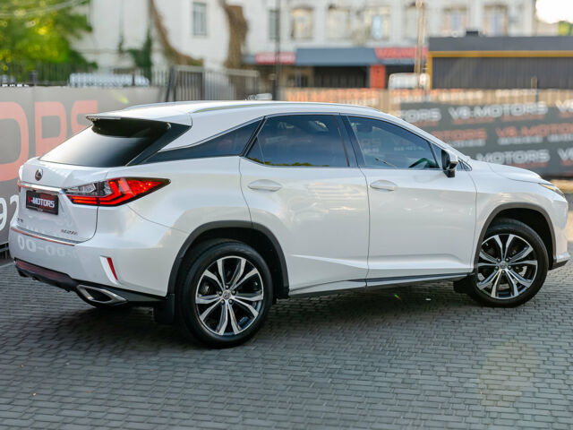Білий Лексус РХ, об'ємом двигуна 2 л та пробігом 69 тис. км за 34999 $, фото 5 на Automoto.ua