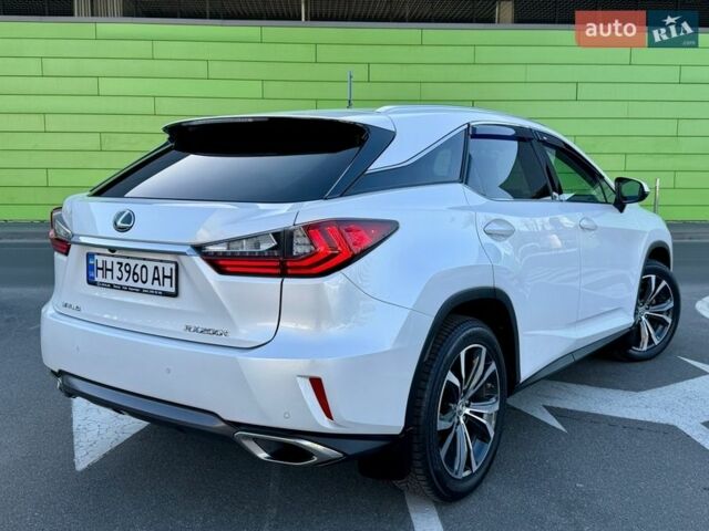 Белый Лексус РХ, объемом двигателя 2 л и пробегом 71 тыс. км за 31900 $, фото 12 на Automoto.ua