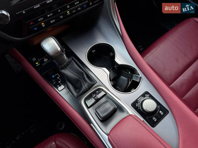 Білий Лексус РХ, об'ємом двигуна 2 л та пробігом 92 тис. км за 33499 $, фото 3 на Automoto.ua