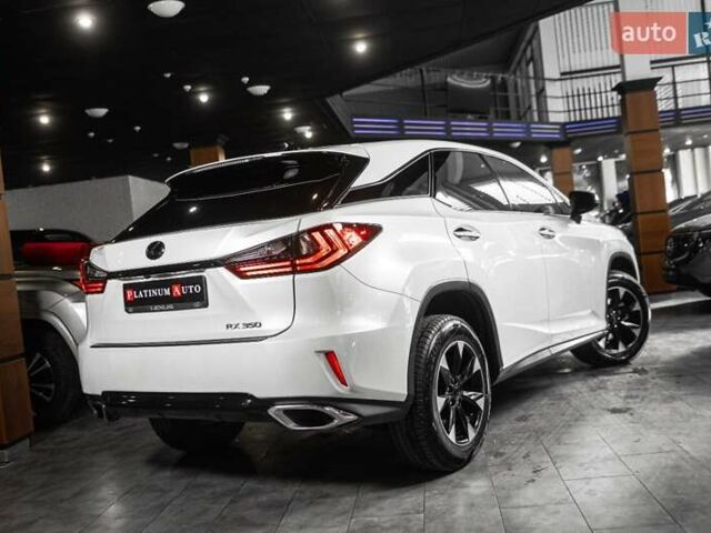 Белый Лексус РХ, объемом двигателя 3.46 л и пробегом 183 тыс. км за 27508 $, фото 10 на Automoto.ua