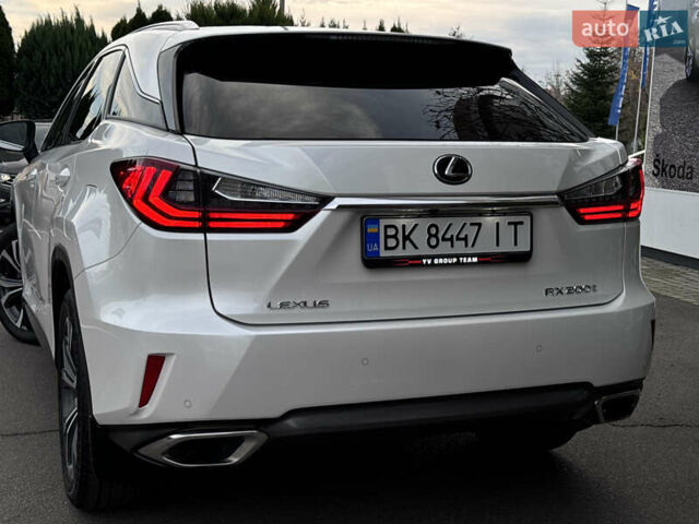 Білий Лексус РХ, об'ємом двигуна 2 л та пробігом 179 тис. км за 29990 $, фото 5 на Automoto.ua