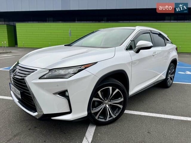 Белый Лексус РХ, объемом двигателя 2 л и пробегом 70 тыс. км за 32900 $, фото 3 на Automoto.ua