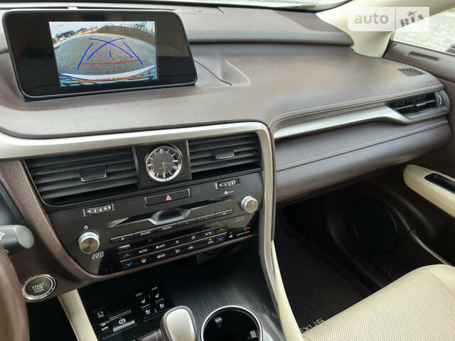 Лексус РХ 2016 у Виннице на Automoto.ua Белый Лексус РХ, об'ємом двигуна 2 л та пробігом 80 тис. км за 38600 $, фото 70 на Automoto.ua