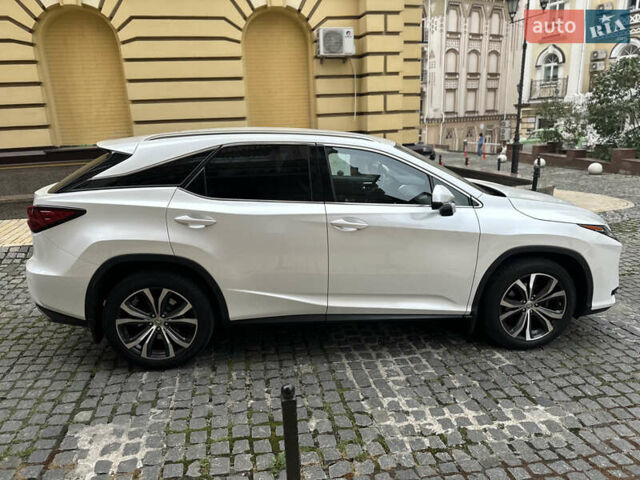 Белый Лексус РХ, объемом двигателя 2 л и пробегом 277 тыс. км за 27999 $, фото 36 на Automoto.ua
