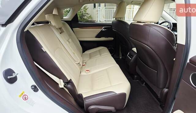 Білий Лексус РХ, об'ємом двигуна 3.46 л та пробігом 130 тис. км за 34500 $, фото 80 на Automoto.ua