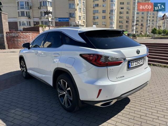 Белый Лексус РХ, объемом двигателя 2 л и пробегом 122 тыс. км за 31000 $, фото 1 на Automoto.ua