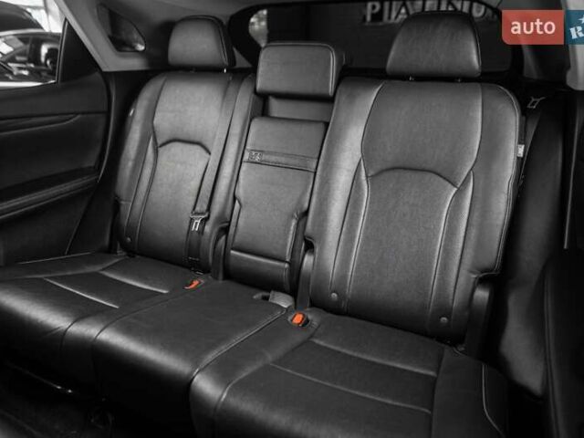 Белый Лексус РХ, объемом двигателя 3.46 л и пробегом 183 тыс. км за 27508 $, фото 19 на Automoto.ua