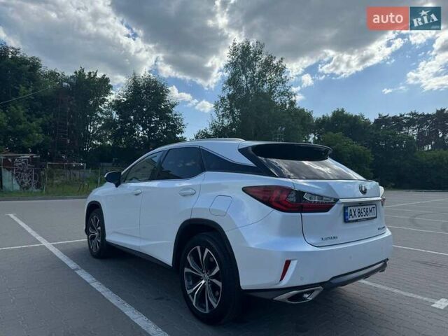 Белый Лексус РХ, объемом двигателя 2 л и пробегом 135 тыс. км за 30800 $, фото 5 на Automoto.ua