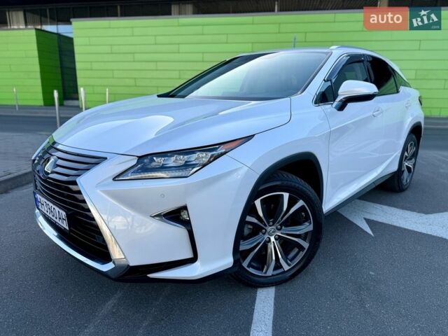 Белый Лексус РХ, объемом двигателя 2 л и пробегом 71 тыс. км за 31900 $, фото 4 на Automoto.ua