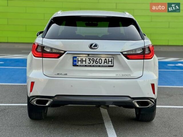Лексус РХ 2016 в Киеве на Automoto.ua Белый Лексус РХ, объемом двигателя 2 л и пробегом 70 тыс. км за 32900 $, фото 17 на Automoto.ua