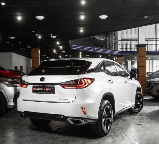 Белый Лексус РХ, объемом двигателя 3.46 л и пробегом 183 тыс. км за 27508 $, фото 5 на Automoto.ua