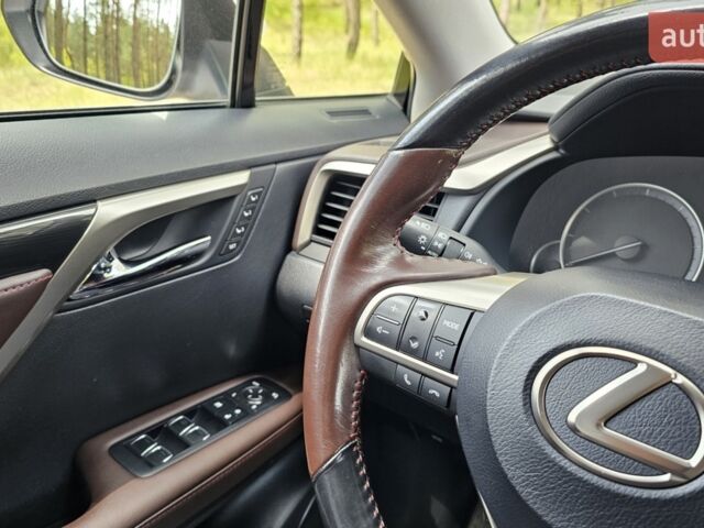 Білий Лексус РХ, об'ємом двигуна 2 л та пробігом 105 тис. км за 35400 $, фото 5 на Automoto.ua