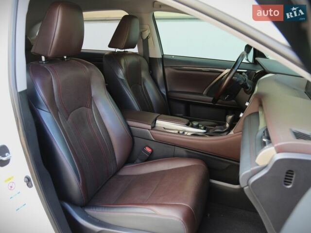 Білий Лексус РХ, об'ємом двигуна 2 л та пробігом 79 тис. км за 33000 $, фото 11 на Automoto.ua