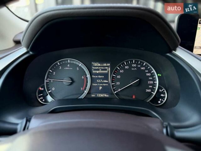 Белый Лексус РХ, объемом двигателя 2 л и пробегом 123 тыс. км за 28200 $, фото 19 на Automoto.ua