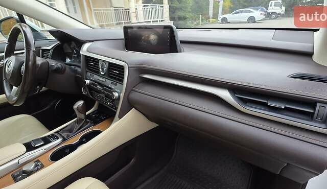 Білий Лексус РХ, об'ємом двигуна 3.46 л та пробігом 130 тис. км за 34500 $, фото 86 на Automoto.ua