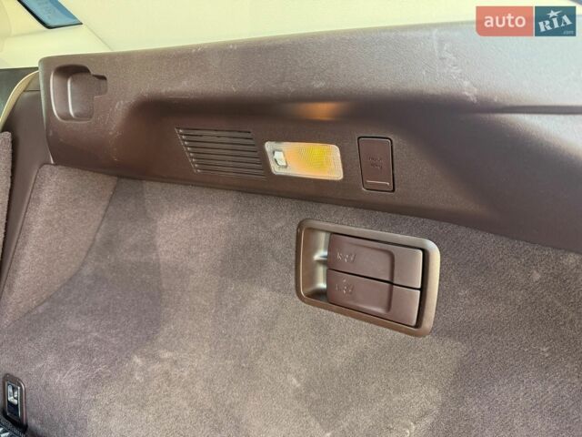 Білий Лексус РХ, об'ємом двигуна 2 л та пробігом 114 тис. км за 27700 $, фото 15 на Automoto.ua