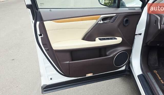 Білий Лексус РХ, об'ємом двигуна 3.46 л та пробігом 130 тис. км за 34500 $, фото 70 на Automoto.ua