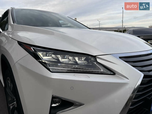 Білий Лексус РХ, об'ємом двигуна 2 л та пробігом 179 тис. км за 29990 $, фото 18 на Automoto.ua