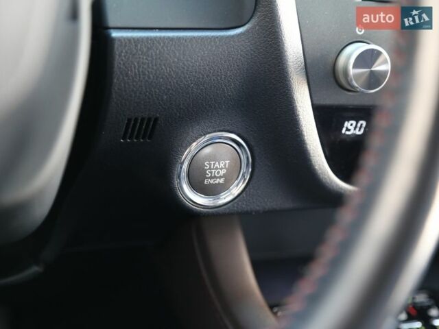 Білий Лексус РХ, об'ємом двигуна 2 л та пробігом 79 тис. км за 33000 $, фото 30 на Automoto.ua