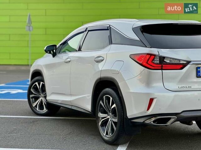Лексус РХ 2016 в Киеве на Automoto.ua Белый Лексус РХ, объемом двигателя 2 л и пробегом 70 тыс. км за 32900 $, фото 22 на Automoto.ua