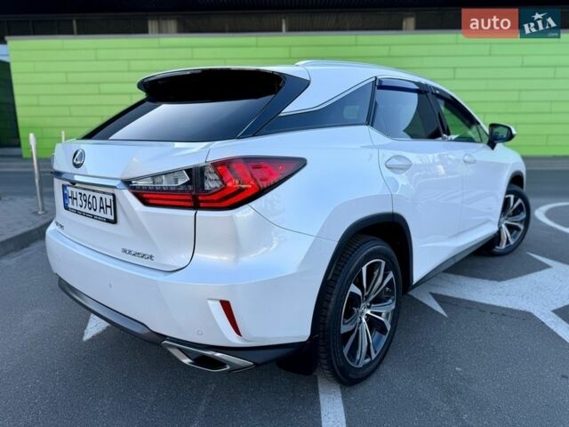 Белый Лексус РХ, объемом двигателя 2 л и пробегом 71 тыс. км за 31900 $, фото 15 на Automoto.ua