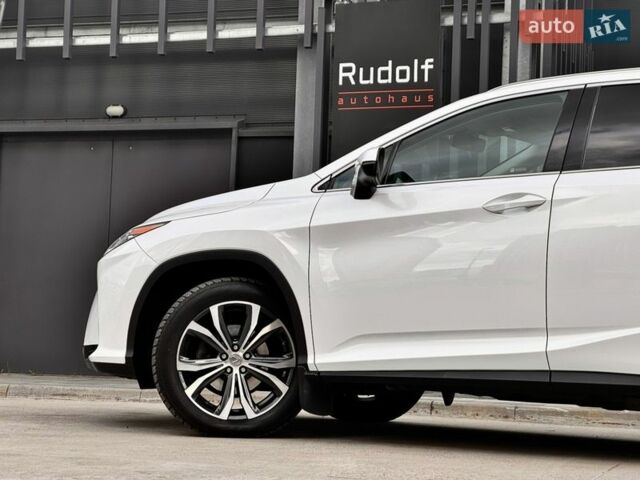 Білий Лексус РХ, об'ємом двигуна 2 л та пробігом 279 тис. км за 26900 $, фото 9 на Automoto.ua