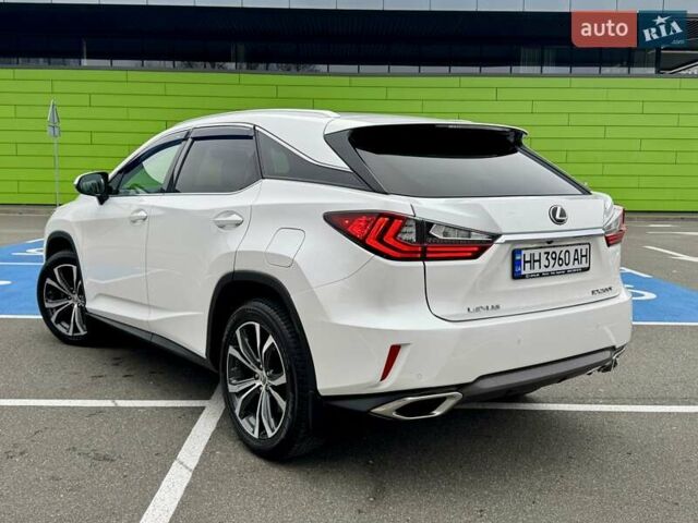 Білий Лексус РХ, об'ємом двигуна 2 л та пробігом 70 тис. км за 32900 $, фото 21 на Automoto.ua