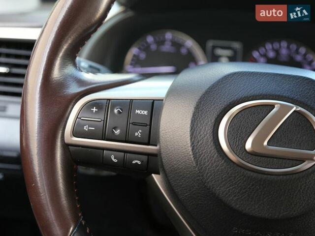 Білий Лексус РХ, об'ємом двигуна 2 л та пробігом 79 тис. км за 33000 $, фото 25 на Automoto.ua