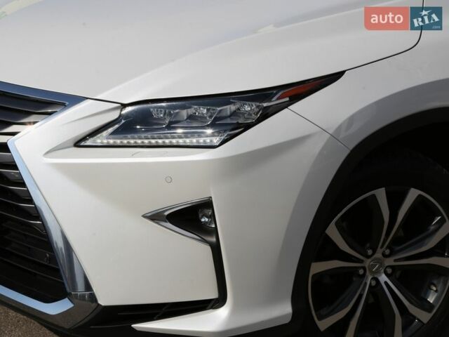 Білий Лексус РХ, об'ємом двигуна 2 л та пробігом 79 тис. км за 33000 $, фото 3 на Automoto.ua