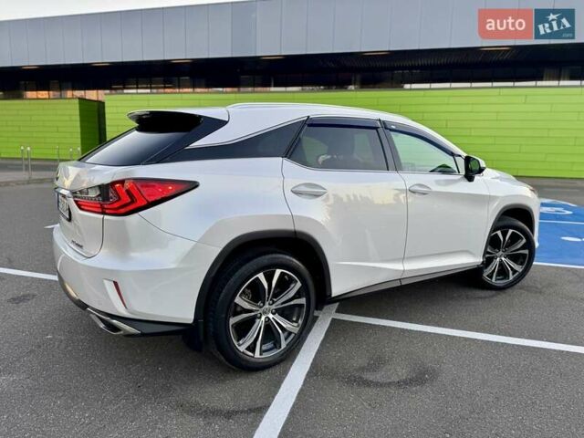 Білий Лексус РХ, об'ємом двигуна 2 л та пробігом 70 тис. км за 32900 $, фото 12 на Automoto.ua