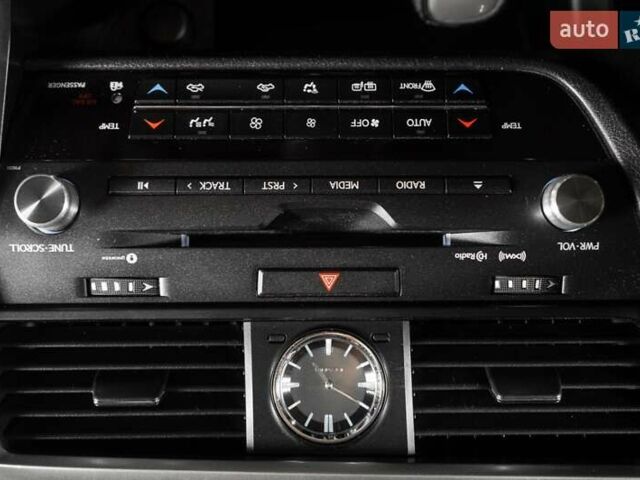 Белый Лексус РХ, объемом двигателя 3.46 л и пробегом 183 тыс. км за 27508 $, фото 17 на Automoto.ua