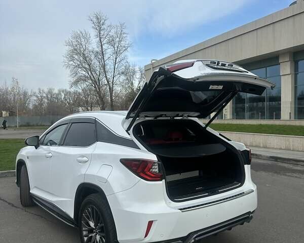 Белый Лексус РХ, объемом двигателя 2 л и пробегом 142 тыс. км за 35500 $, фото 7 на Automoto.ua