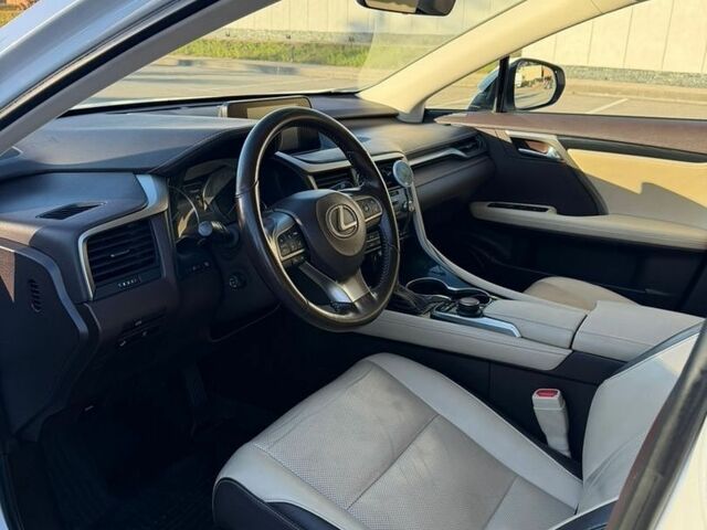 Білий Лексус РХ, об'ємом двигуна 2 л та пробігом 128 тис. км за 36000 $, фото 8 на Automoto.ua