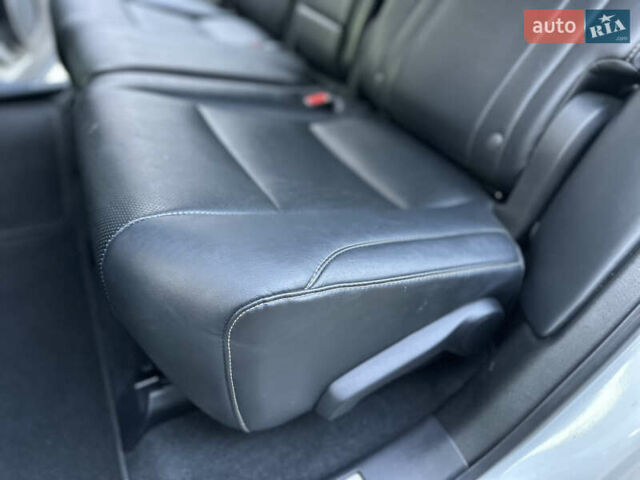 Білий Лексус РХ, об'ємом двигуна 3.46 л та пробігом 129 тис. км за 27899 $, фото 43 на Automoto.ua
