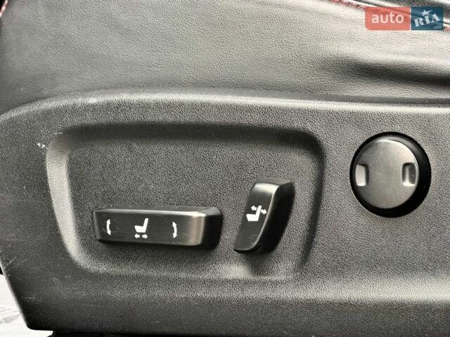 Білий Лексус РХ, об'ємом двигуна 2 л та пробігом 279 тис. км за 26900 $, фото 25 на Automoto.ua