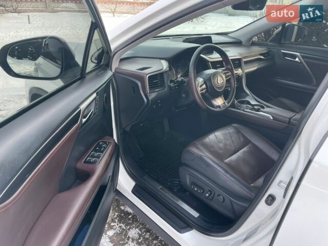 Белый Лексус РХ, объемом двигателя 2 л и пробегом 147 тыс. км за 27700 $, фото 20 на Automoto.ua