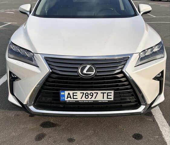Белый Лексус РХ, объемом двигателя 2 л и пробегом 3 тыс. км за 28508 $, фото 4 на Automoto.ua