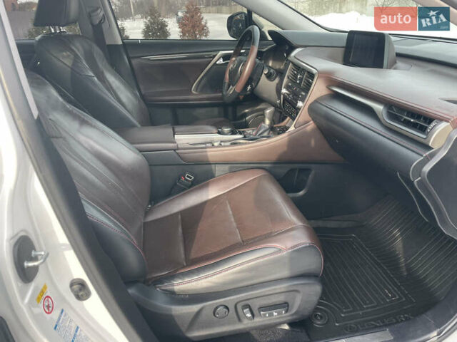 Білий Лексус РХ, об'ємом двигуна 2 л та пробігом 147 тис. км за 27700 $, фото 26 на Automoto.ua
