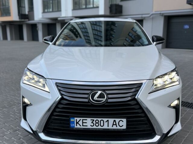 Белый Лексус РХ, объемом двигателя 2 л и пробегом 68 тыс. км за 32900 $, фото 1 на Automoto.ua