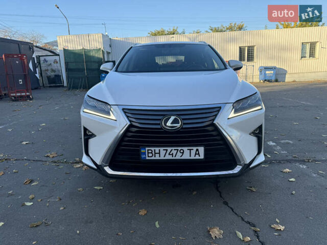 Белый Лексус РХ, объемом двигателя 2 л и пробегом 296 тыс. км за 23700 $, фото 2 на Automoto.ua