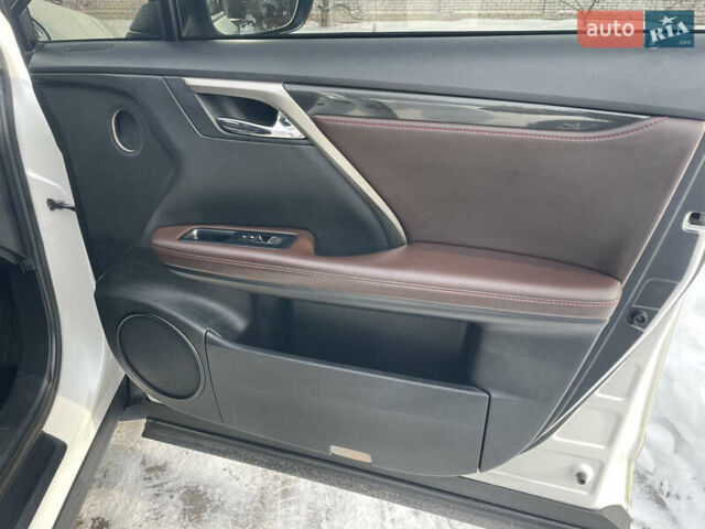 Білий Лексус РХ, об'ємом двигуна 2 л та пробігом 147 тис. км за 27700 $, фото 28 на Automoto.ua