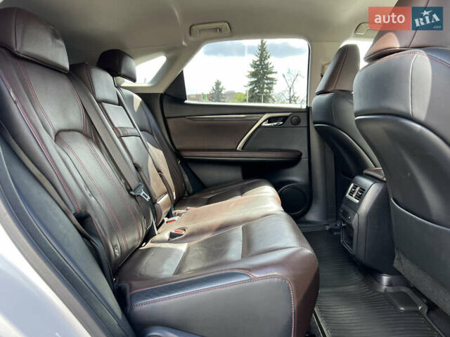 Білий Лексус РХ, об'ємом двигуна 2 л та пробігом 124 тис. км за 33900 $, фото 34 на Automoto.ua