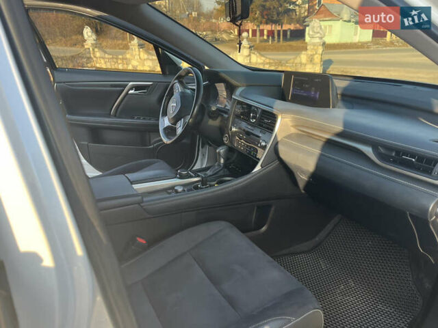 Білий Лексус РХ, об'ємом двигуна 2 л та пробігом 58 тис. км за 33800 $, фото 19 на Automoto.ua
