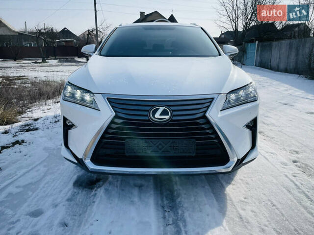 Белый Лексус РХ, объемом двигателя 2 л и пробегом 145 тыс. км за 28000 $, фото 2 на Automoto.ua