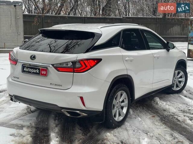 Белый Лексус РХ, объемом двигателя 2 л и пробегом 118 тыс. км за 29790 $, фото 4 на Automoto.ua