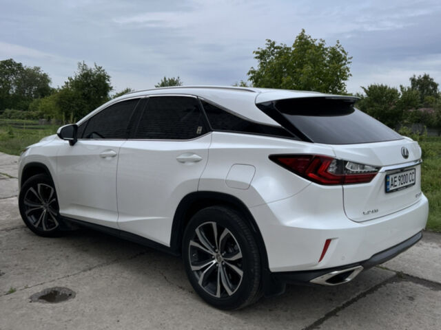 Білий Лексус РХ, об'ємом двигуна 2 л та пробігом 136 тис. км за 34500 $, фото 3 на Automoto.ua