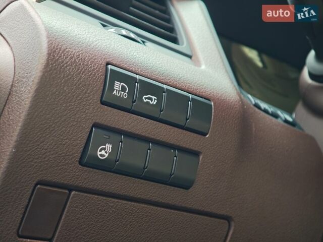 Білий Лексус РХ, об'ємом двигуна 3.46 л та пробігом 71 тис. км за 32000 $, фото 37 на Automoto.ua