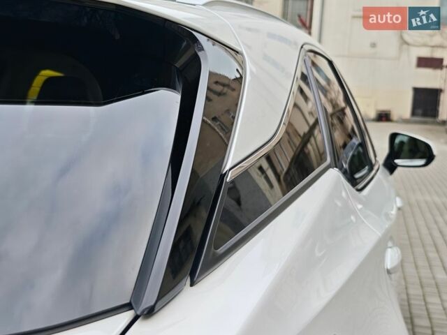 Білий Лексус РХ, об'ємом двигуна 3.46 л та пробігом 71 тис. км за 32000 $, фото 32 на Automoto.ua